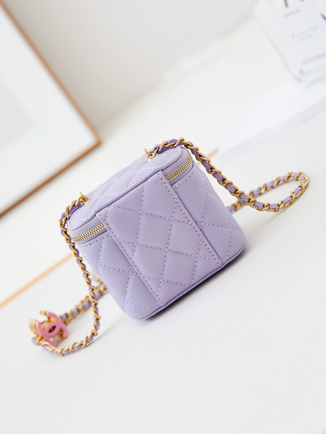 CHANEL CLUTCH WITH CHAIN AP3941 Light Purple