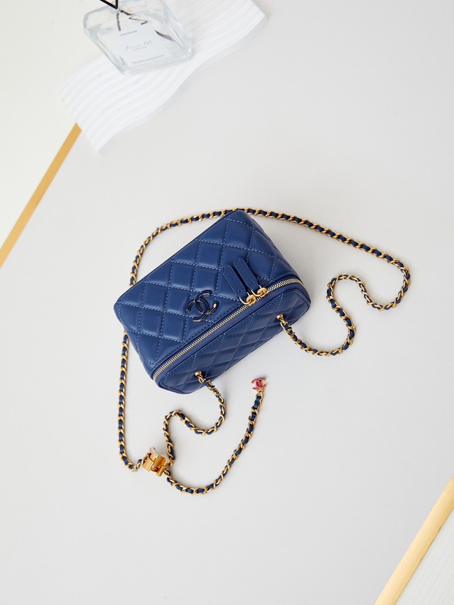 CHANEL MINI CLUTCH  AP3940 blue