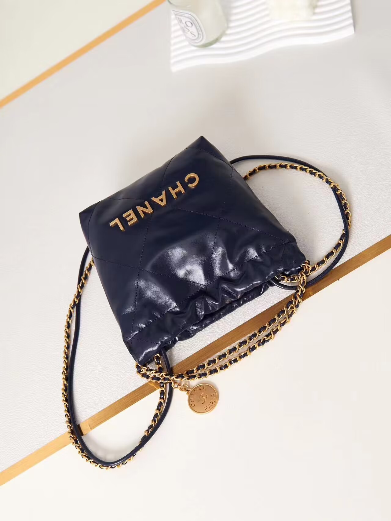 CHANEL 22 MINI HANDBAG AS3980 Navy