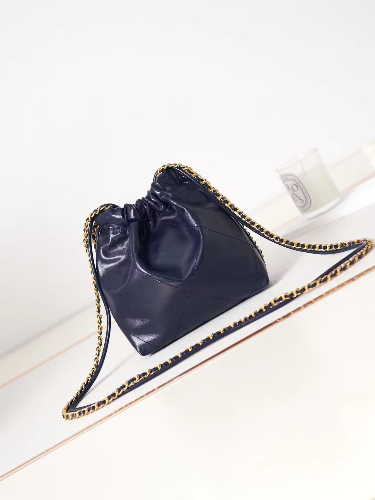 CHANEL 22 MINI HANDBAG AS3980 Navy