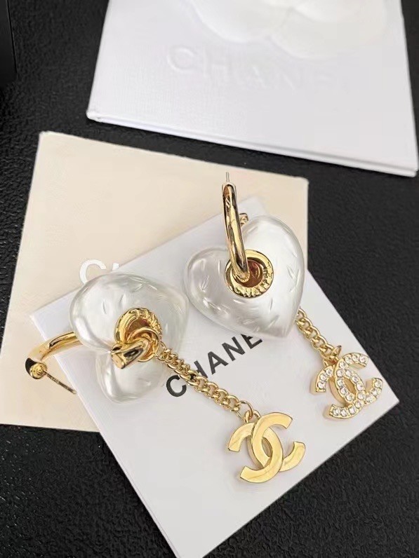 Chanel Earrings CE14664