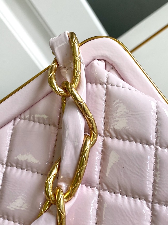 Chanel 24A CLUTCH WITH CHAIN AP4027 pink