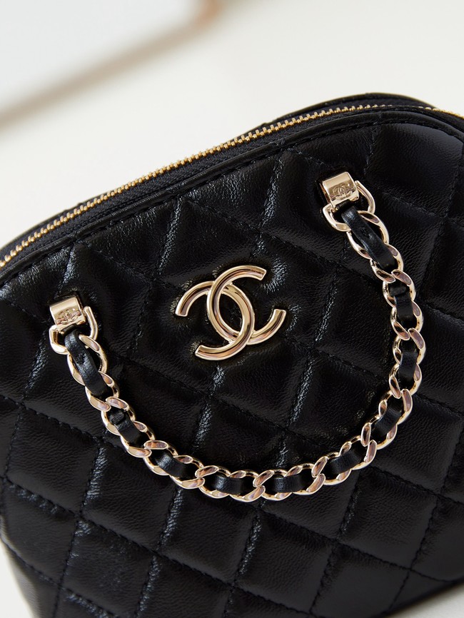 Chanel CLUTCH WITH CHAIN Shiny Lambskin & Gold-Tone Metal AP3354 Black