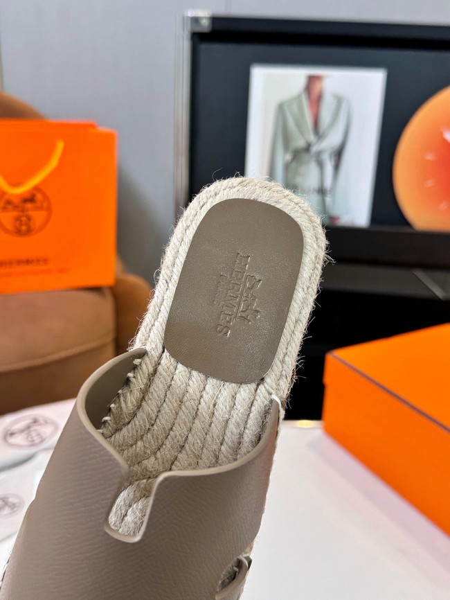 Hermes Slippers 55201-2