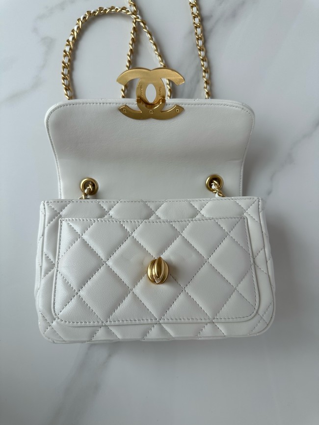 CHANEL MINI FLAP BAG AS5026 white