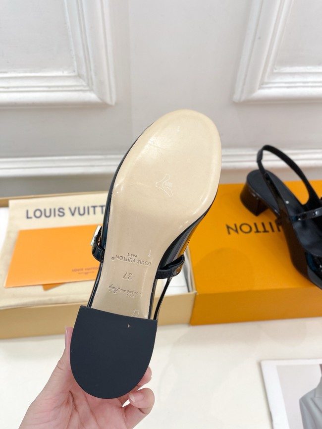 Louis Vuitton Sandal 55226-4