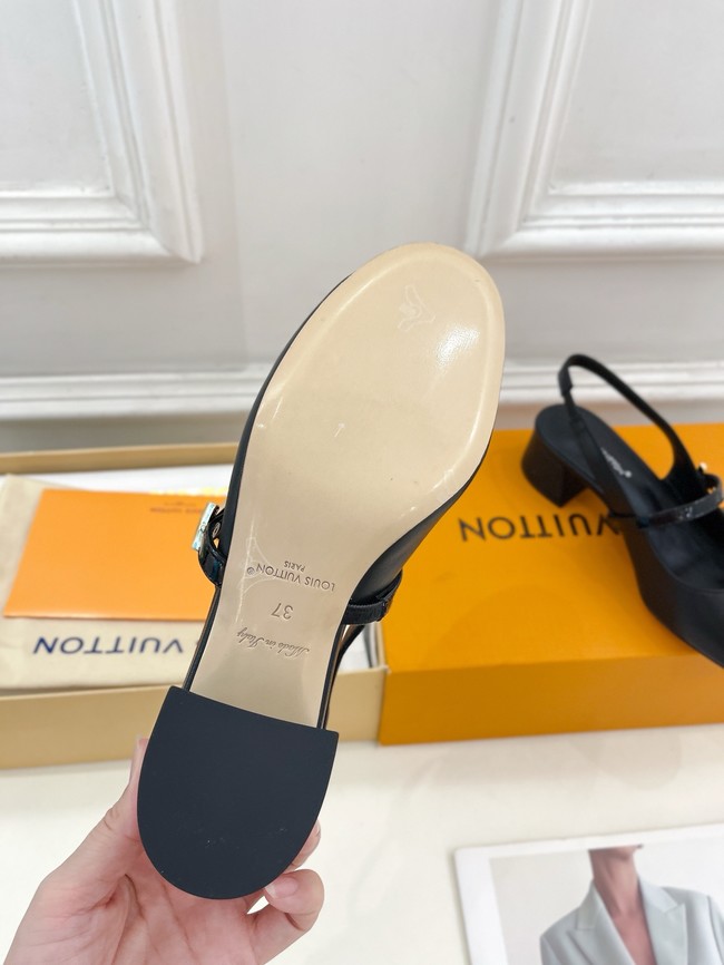 Louis Vuitton Sandal 55226-7