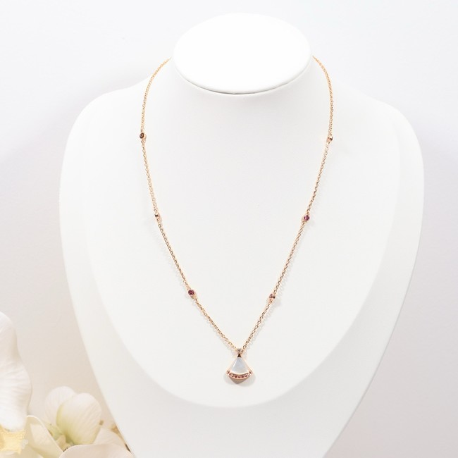 BVLGARI necklace CE15102