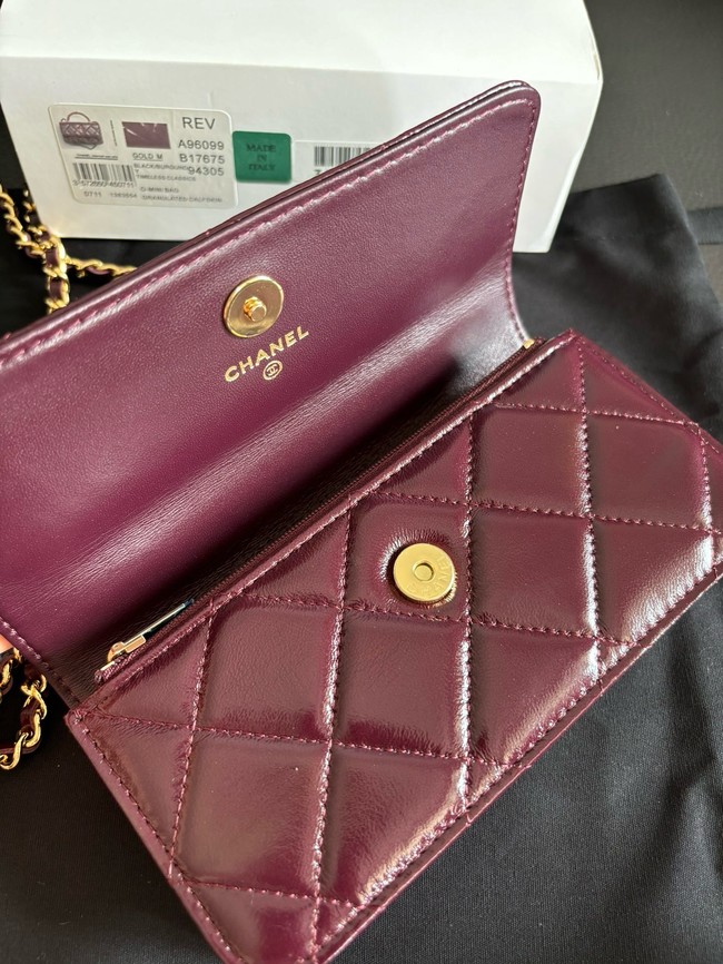 CHANEL CLUTCH WITH CHAIN AP3954 Burgundy