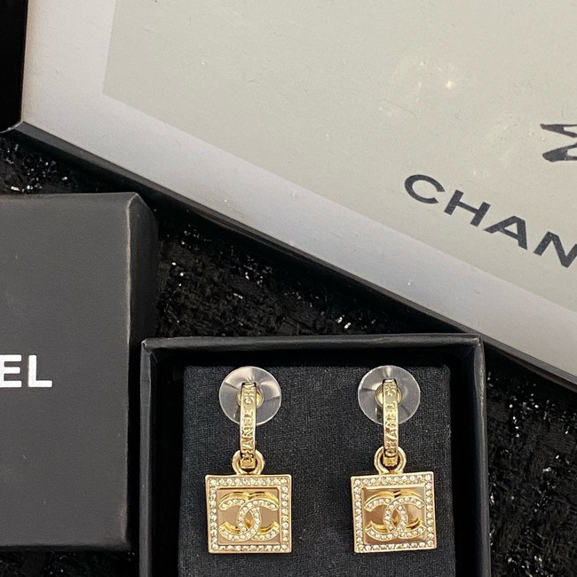 Chanel Earrings CE15112