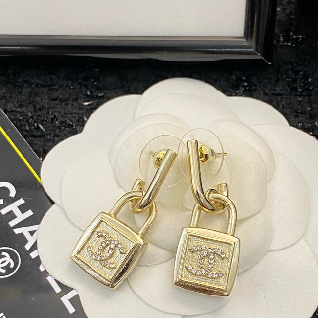 Chanel Earrings CE15137