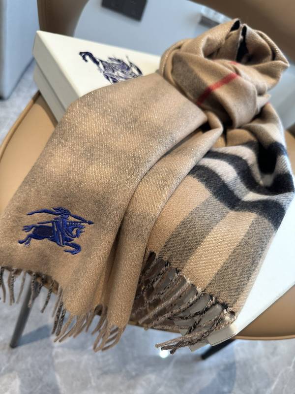 Burberry Scarf BBC00172