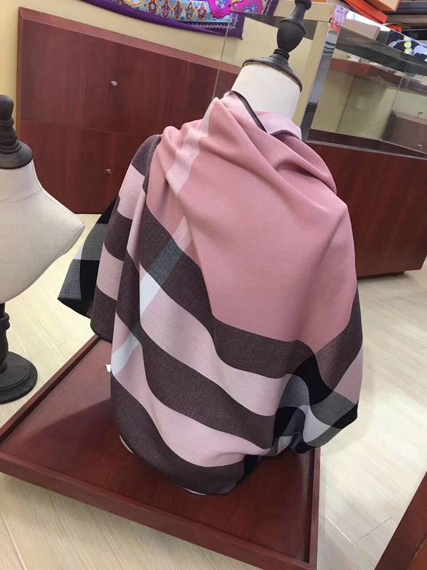 Burberry Scarf BBC00186