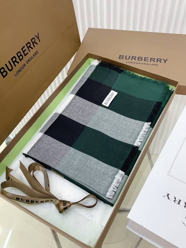 Burberry Scarf BBC00198