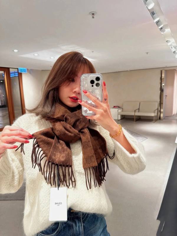 Celine Scarf CLC00043