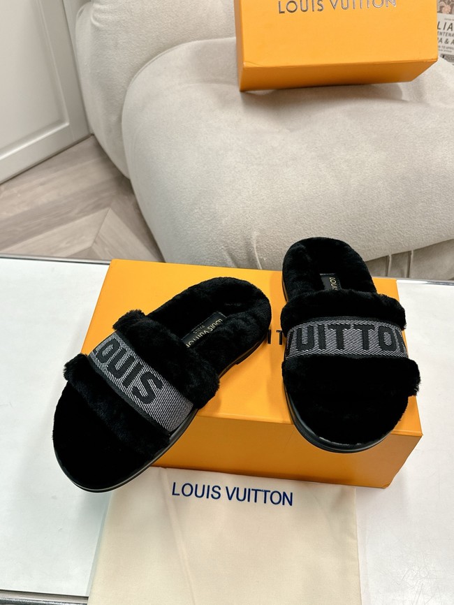 Louis Vuitton Slippers 55260-1