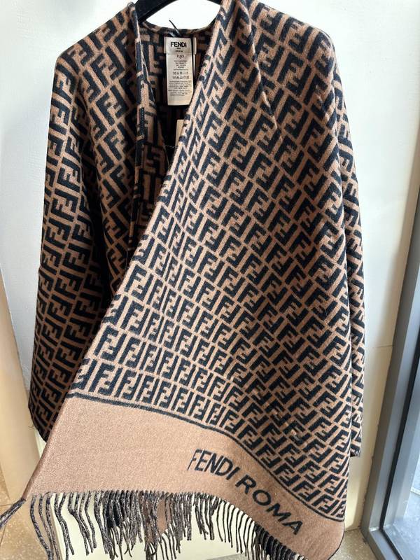 Fendi Cloak FDC00129