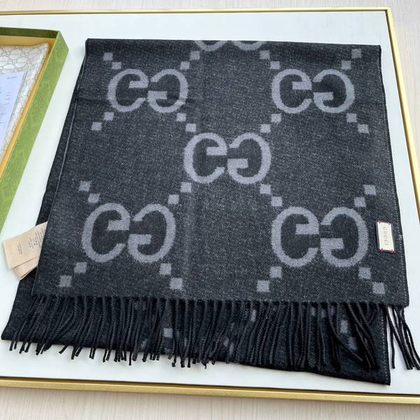 Gucci Scarf GUC00349