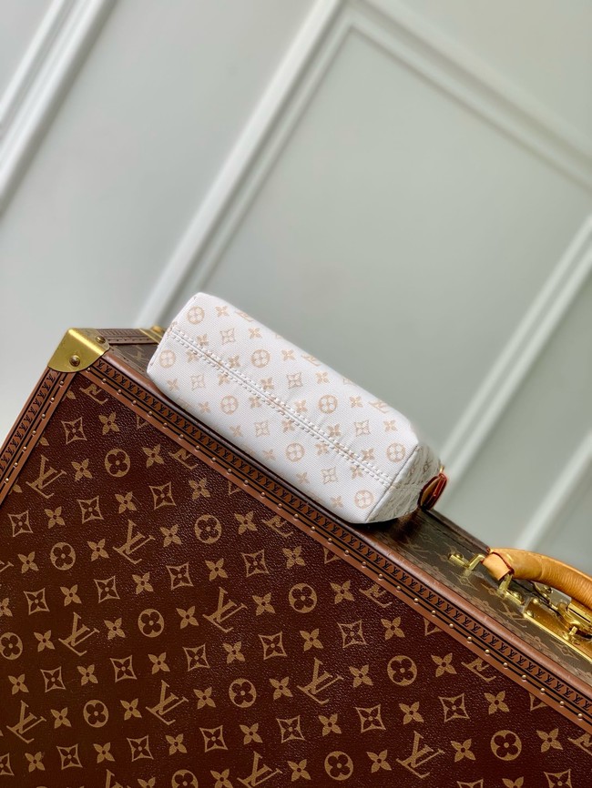 Louis Vuitton Hills Pochette M12433