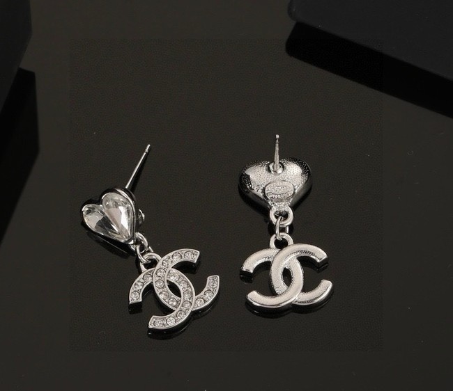 Chanel Earrings CE15371