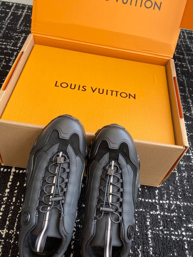 Louis Vuitton Sneakers 55301-2