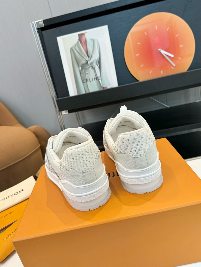 Louis Vuitton Sneakers 55307-4