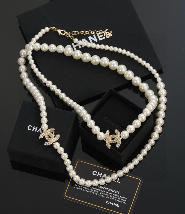 Chanel necklace CE15406