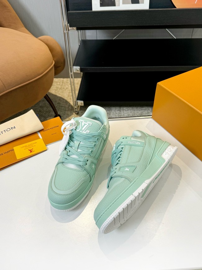 Louis Vuitton Sneakers 55308-11