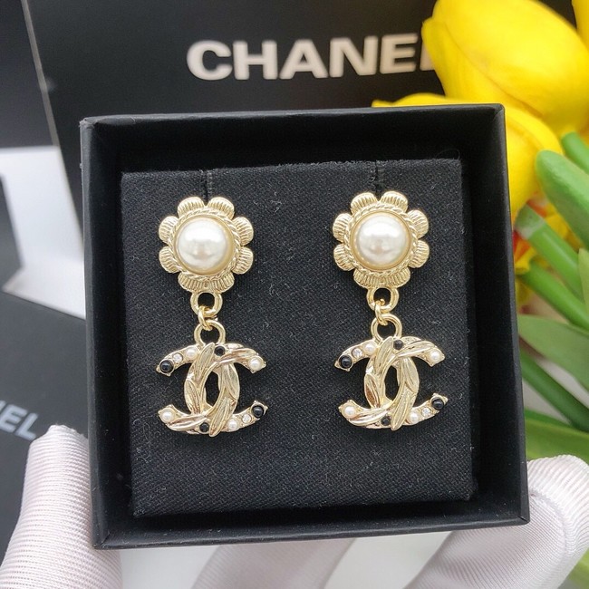 Chanel Earrings CE15514