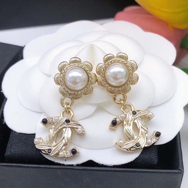 Chanel Earrings CE15514