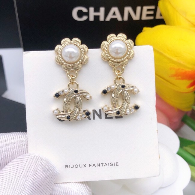 Chanel Earrings CE15514