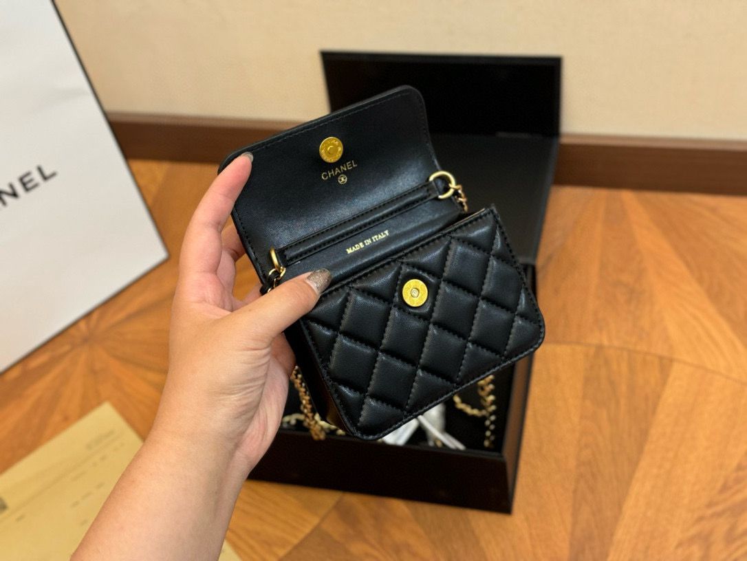 Chanel Flap Lambskin mini Shoulder Bag Ap1628 black