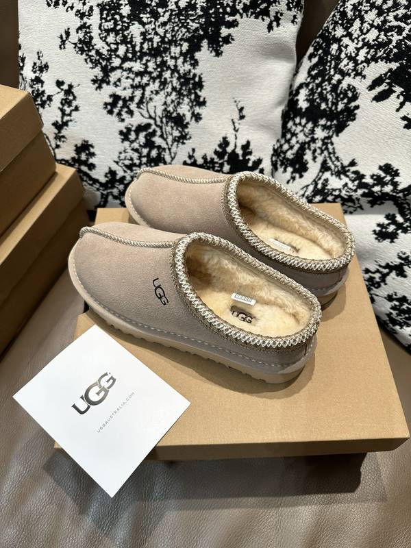 UGG Couple Shoes UGS00192