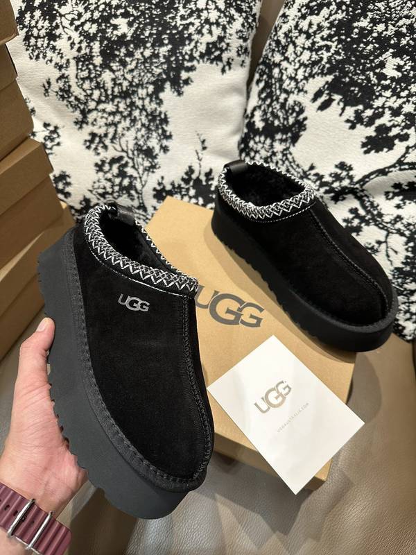 UGG Couple Shoes UGS00196