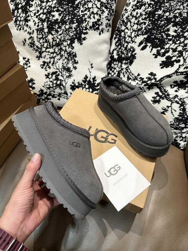 UGG Couple Shoes UGS00197