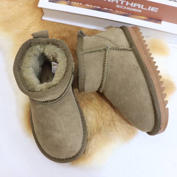 UGG Children