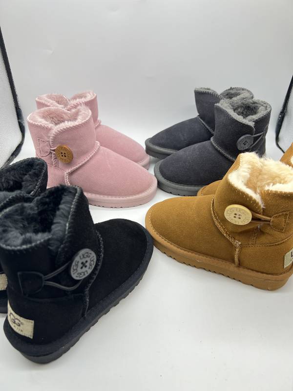 UGG Children