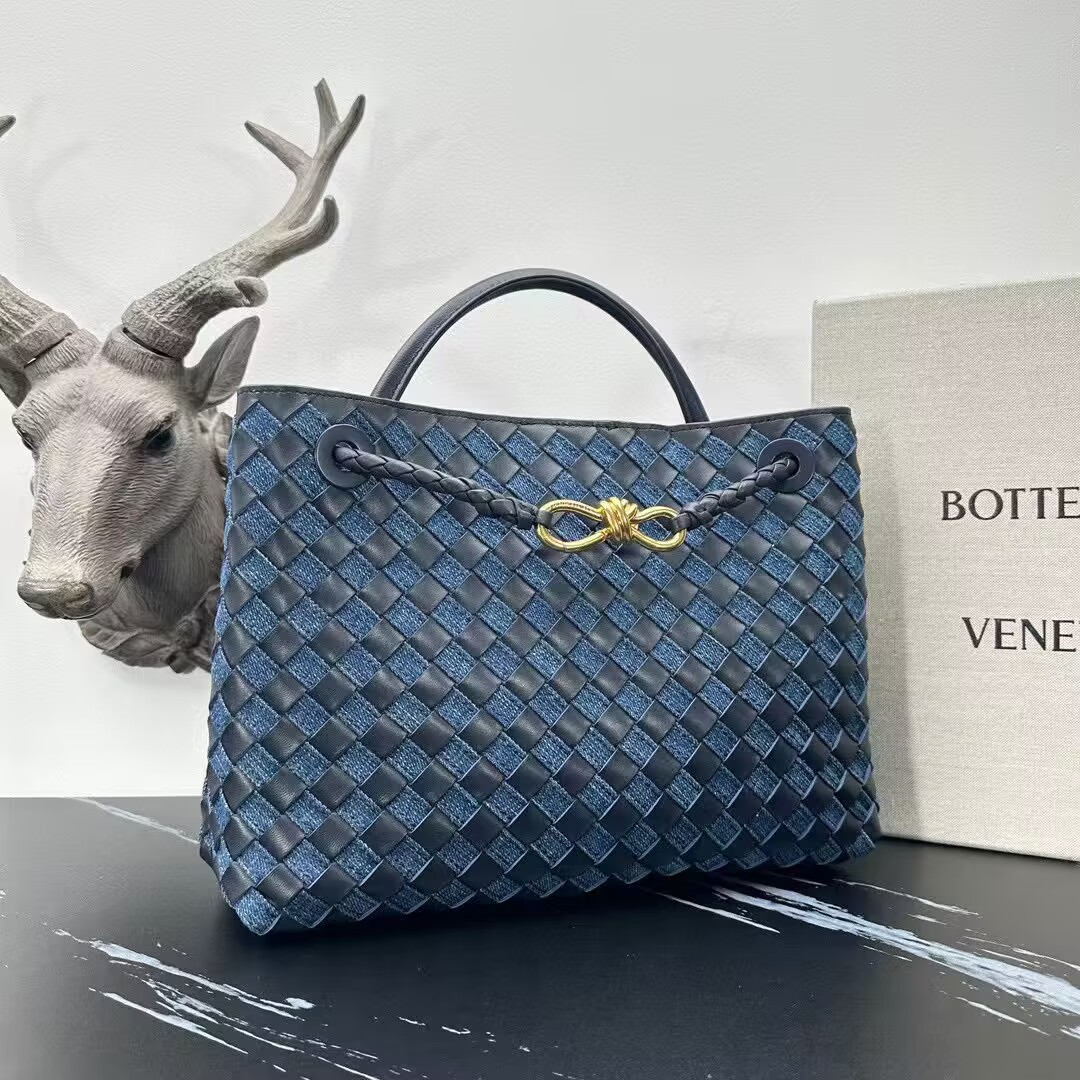 Bottega Veneta Medium Andiamo Bag 766014 Denim&Navy