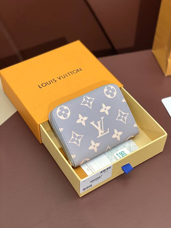 Louis Vuitton Wallet LVW00004