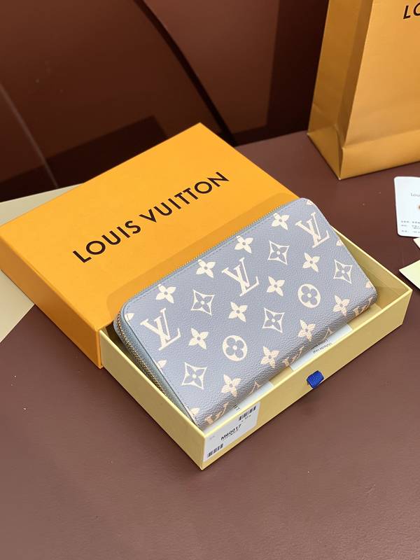 Louis Vuitton Wallet LVW00008