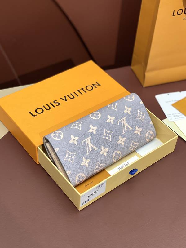 LV Wallet LVW00009