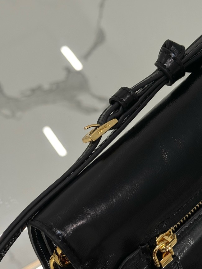 Prada Leather shoulder bag 1BD082 black