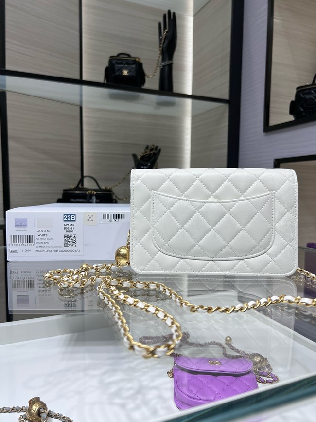 Chanel CLASSIC WALLET ON CHAIN AP1450 white