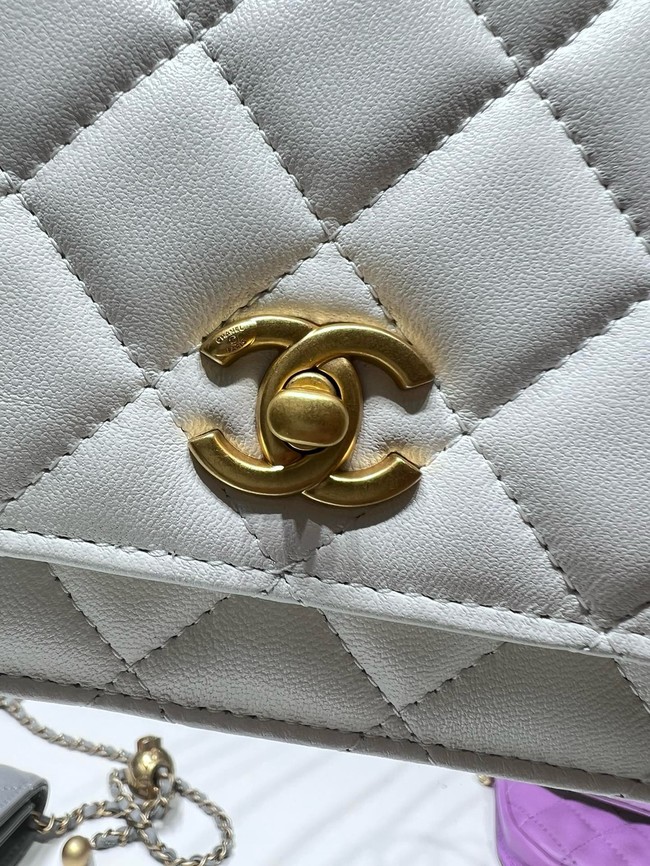 Chanel CLASSIC WALLET ON CHAIN AP1450 white