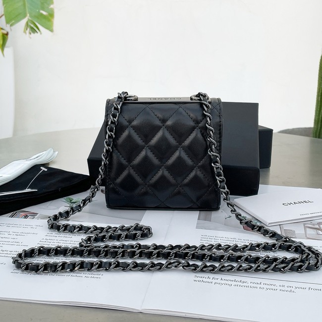 Chanel CLUTCH WITH CHAIN A81633 black