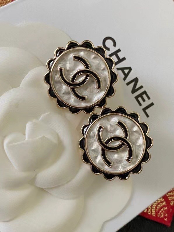 Chanel Earrings CE15650