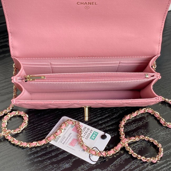 Chanel CLUTCH WITH CHAIN AP4293 Light Pink