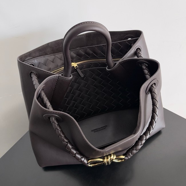 Bottega Veneta Andiamo Silky calfskin 810214  Fondant