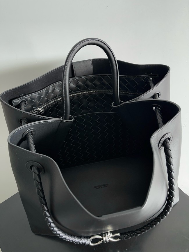 Bottega Veneta Large Andiamo Silky calfskin 806010 black&silver