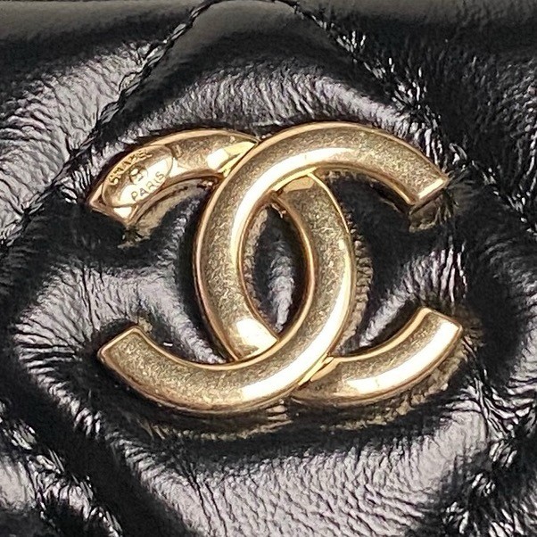 CHANEL CLUTCH WITH CHAIN AS4933 black